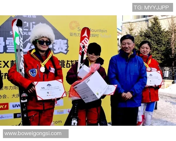 杨娜独家分享羽毛球技巧与心得助你提升竞技水平 杨娜独家分享羽毛球技巧与心得助你提升竞技水平